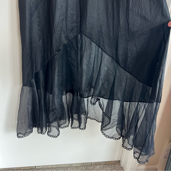 Vintage Avon Fashion Black Lace Delicate Mesh Maxi Nightgown, Size Medium - Picture 4 of 11